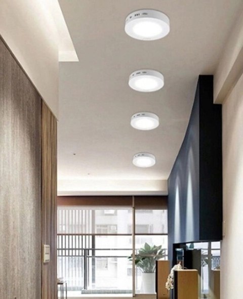 Panel natynkowy LED 22cm 18W 4000K 1750lm kąt świecenia 120° Panel natynkowy LED 22cm 18W 4000K 1750lm kąt świecenia 120°