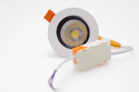 Oczko oprawa sufitowa Downlight COB 7W 3000K 700lm 230V Oczko oprawa sufitowa Downlight COB 7W 3000K 700lm 230V