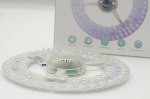 Wkład do plafonu LED 15W zmienna barwa światła Wkład do plafonu LED 15W zmienna barwa światła
